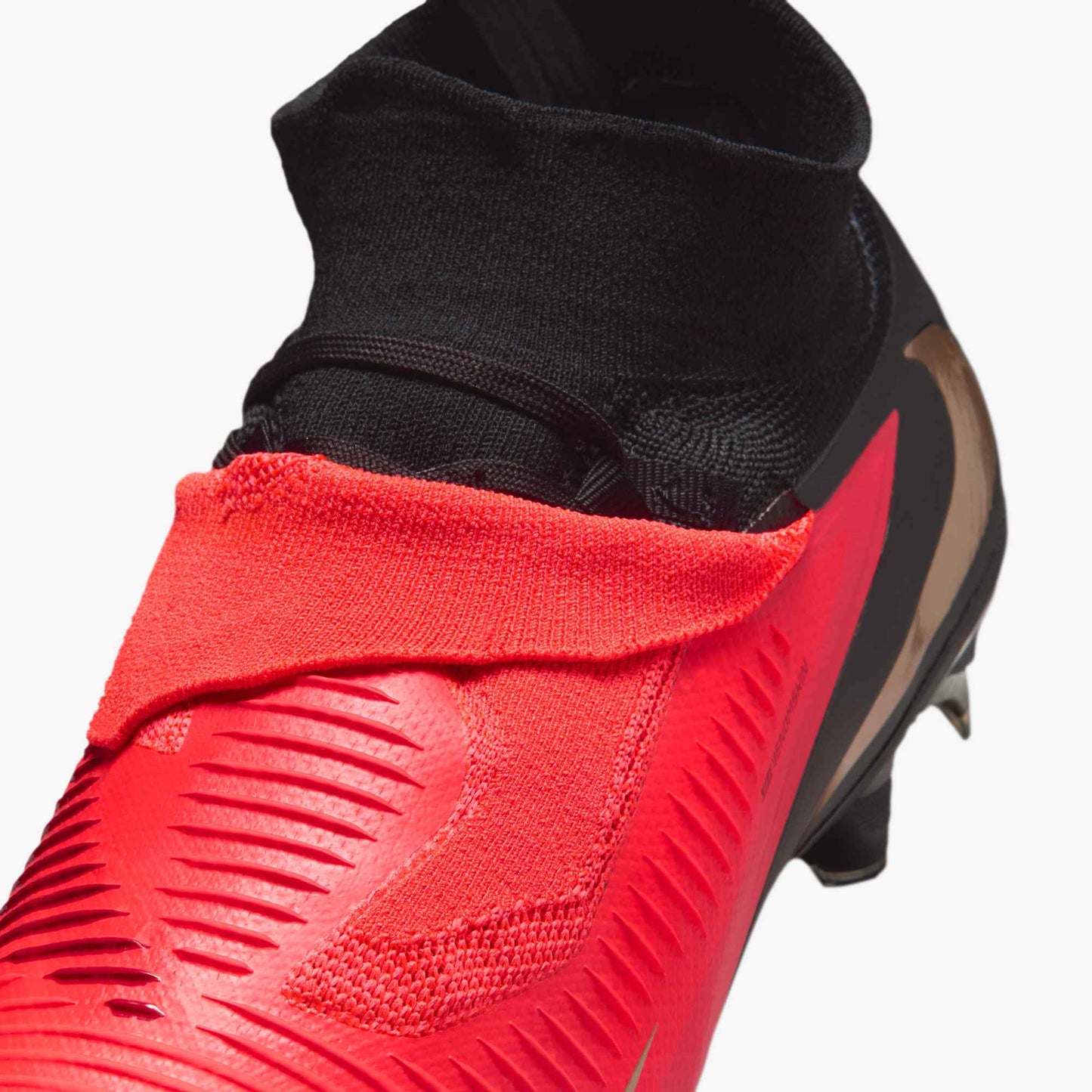 Nike Phantom 6 High Pro FG Men's Football Boots