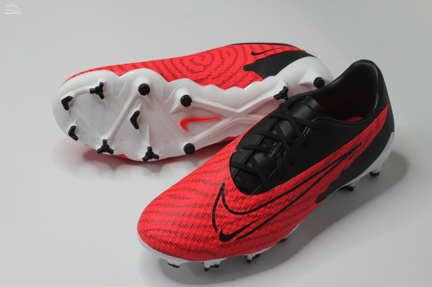 Nike Phantom GX Academy