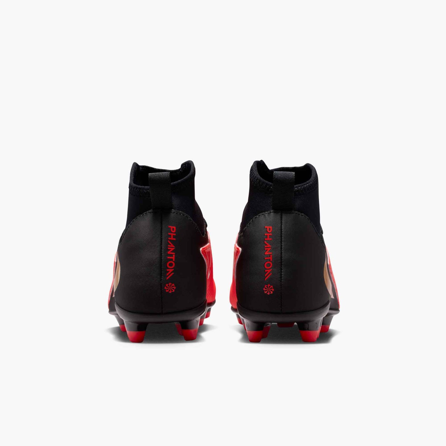 Nike Jr. Phantom 6 High Club Football Boots